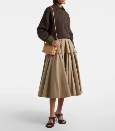 Bottega Veneta Loop Mini leather camera bag | Thumbnail 2