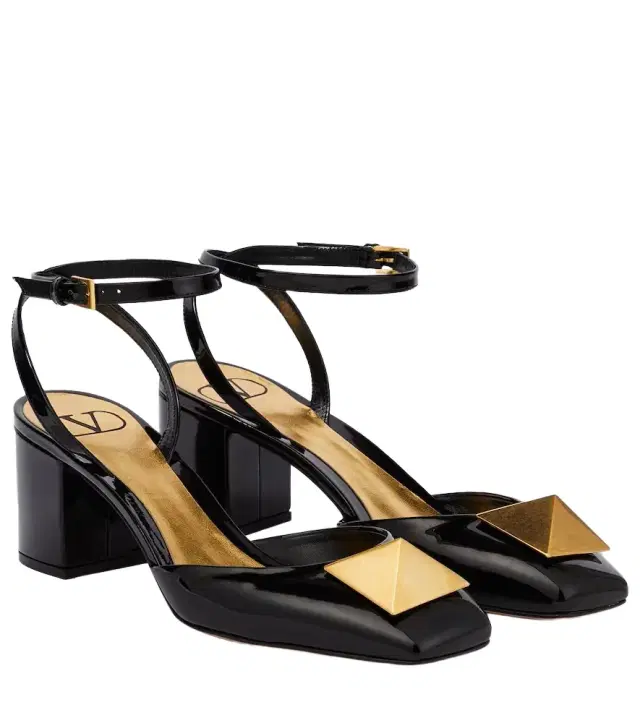 Valentino Garavani One Stud patent leather pumps