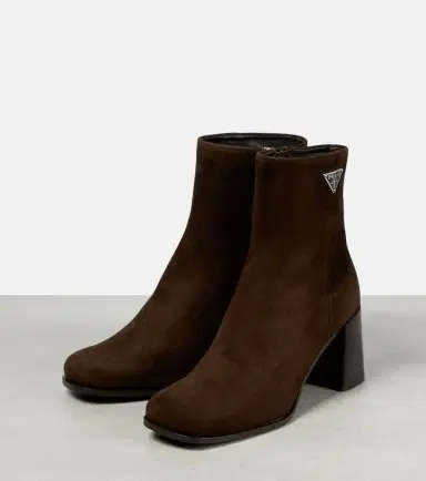 Prada Suede ankle boots | Thumbnail 2