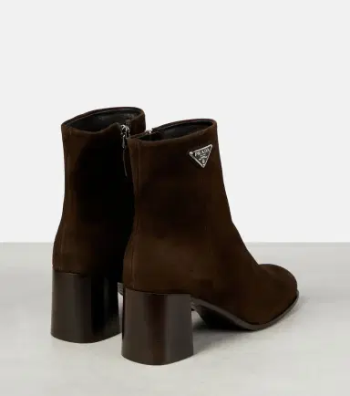 Prada Suede ankle boots | Thumbnail 3