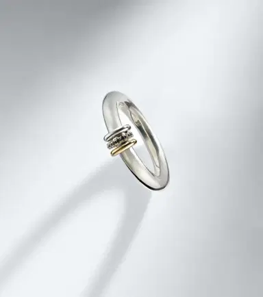 Spinelli Kilcollin Sirius Max sterling silver and 18tk gold ring with black diamonds | Thumbnail 4 Spinelli Kilcollin Sirius Max sterling silver and 18tk gold ring with black diamonds | Thumbnail 4