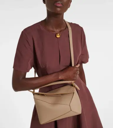 Loewe Puzzle Edge Small leather top-handle bag | Thumbnail 7 Loewe Puzzle Edge Small leather top-handle bag | Thumbnail 7