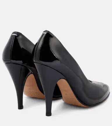 Maison Margiela Tabi patent leather pumps | Thumbnail 2