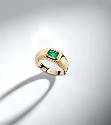 SHAY JEWELRY Champion 18kt gold ring with emerald | Thumbnail 3 SHAY JEWELRY Champion 18kt gold ring with emerald | Thumbnail 3