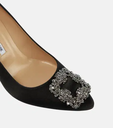 Manolo Blahnik Hangisi 90 embellished satin pumps | Thumbnail 2