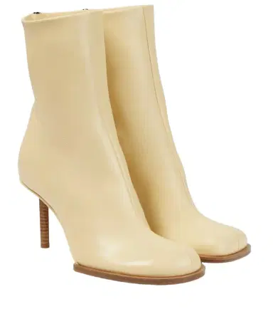 Jacquemus Les Bottines Rond Carré leather ankle boots | Thumbnail 1