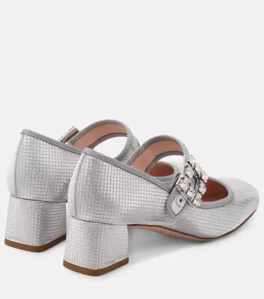 Roger Vivier Trés Vivier embellished pumps | Thumbnail 3