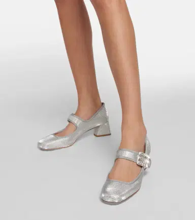 Roger Vivier Trés Vivier embellished pumps | Thumbnail 6