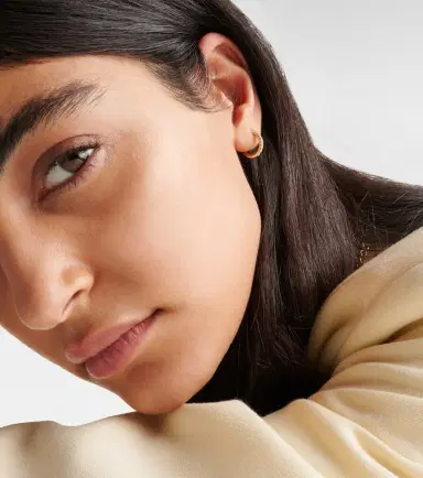 Spinelli Kilcollin Micro Hoop Pavé 18kt gold single earring with diamond | Thumbnail 4 Spinelli Kilcollin Micro Hoop Pavé 18kt gold single earring with diamond | Thumbnail 4