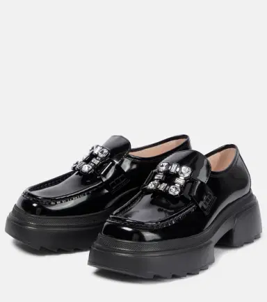 Roger Vivier Wallaviv strass buckle patent leather loafers | Thumbnail 3