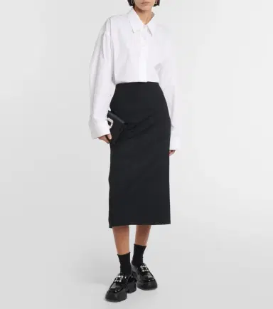 Roger Vivier Wallaviv strass buckle patent leather loafers | Thumbnail 5