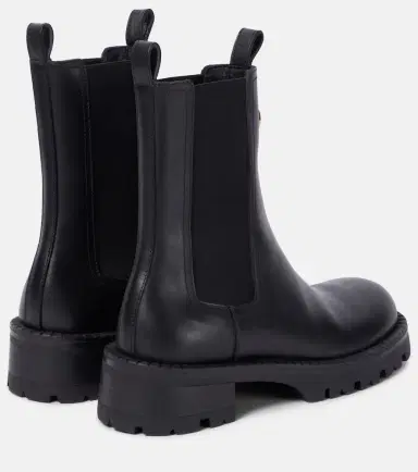 Versace Medusa leather Chelsea boots | Thumbnail 6 Versace Medusa leather Chelsea boots | Thumbnail 6