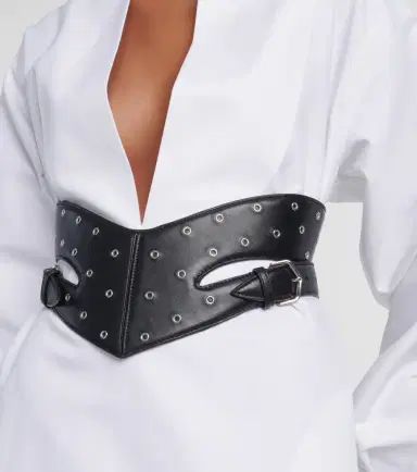 Alaïa Alaïa Perforated leather belt | Thumbnail 3 Alaïa Alaïa Perforated leather belt | Thumbnail 3