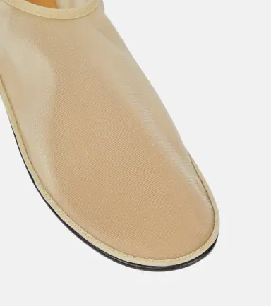 The Row Mesh flats | Thumbnail 3