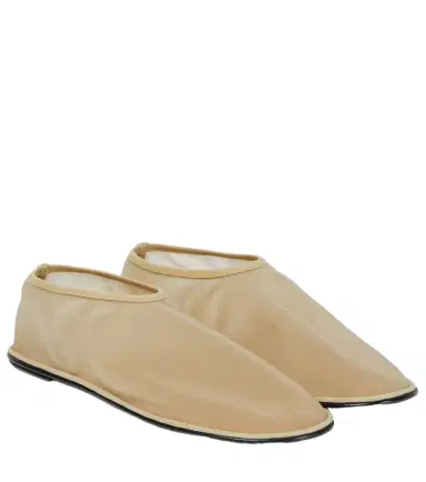 The Row Mesh flats | Thumbnail 1