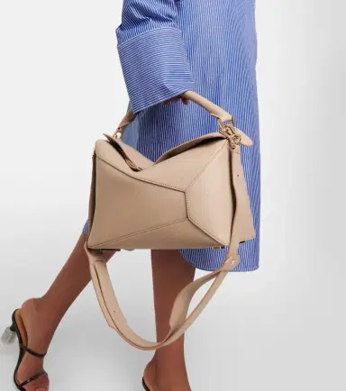 Loewe Puzzle Edge Medium leather top-handle bag | Thumbnail 7 Loewe Puzzle Edge Medium leather top-handle bag | Thumbnail 7