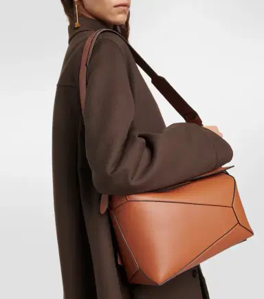 Loewe Puzzle Edge Medium leather top-handle bag | Thumbnail 4