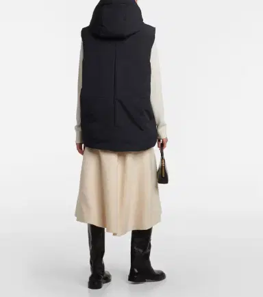 Jil Sander Oversized hooded down vest | Thumbnail 3 Jil Sander Oversized hooded down vest | Thumbnail 3