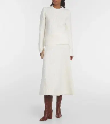 Gabriela Hearst Pablo wool and silk bouclé midi skirt | Thumbnail 3