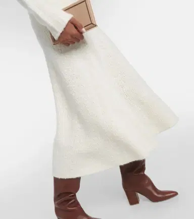 Gabriela Hearst Pablo wool and silk bouclé midi skirt | Thumbnail 5