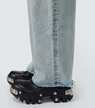 Balenciaga Distressed wide-leg jeans | Thumbnail 5