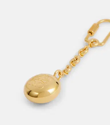 Loewe Anagram Pebble keychain | Thumbnail 3 Loewe Anagram Pebble keychain | Thumbnail 3