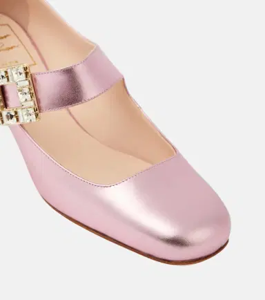 Roger Vivier Très Vivier metallic leather Mary Jane pumps | Thumbnail 2 Roger Vivier Très Vivier metallic leather Mary Jane pumps | Thumbnail 2