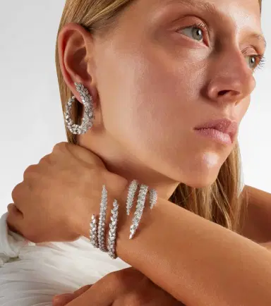 YEPREM Y-Couture 18kt white gold bangle with diamonds | Thumbnail 4