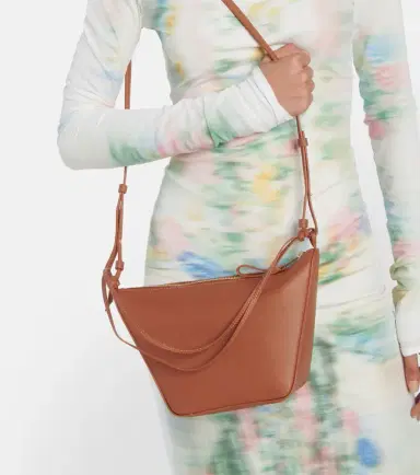Loewe Hammock Mini leather shoulder bag | Thumbnail 3 Loewe Hammock Mini leather shoulder bag | Thumbnail 3