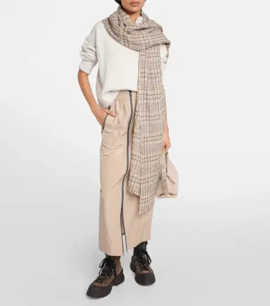 Brunello Cucinelli Wool, cashmere, and silk half-zip sweater | Thumbnail 5