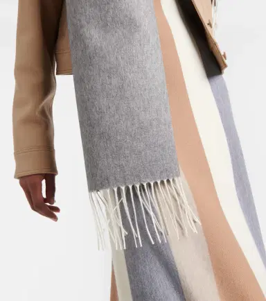 Gabriela Hearst Blaine fringed silk and cashmere scarf | Thumbnail 3