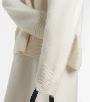 Lisa Yang Kerry brushed cashmere sweater | Thumbnail 3