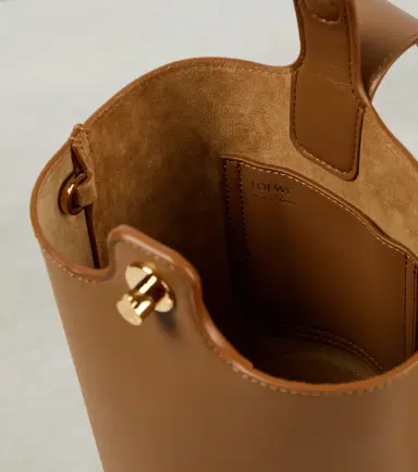 Loewe Pebble Mini leather bucket bag | Thumbnail 4 Loewe Pebble Mini leather bucket bag | Thumbnail 4