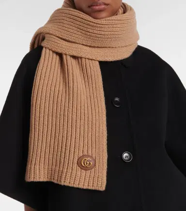 Gucci Ribbed-knit wool and cashmere scarf | Thumbnail 4