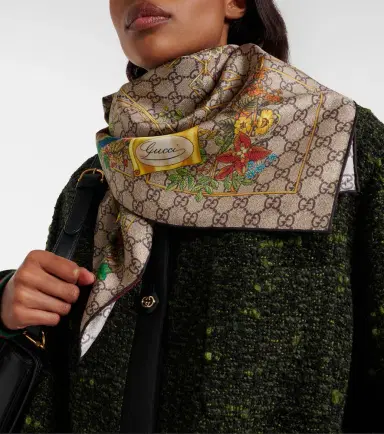 Gucci Printed silk twill scarf | Thumbnail 5