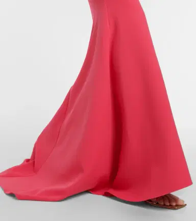 Safiyaa Pollina crêpe gown | Thumbnail 3