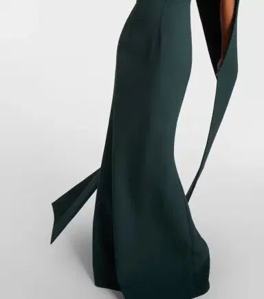 Safiyaa Caped gown | Thumbnail 2