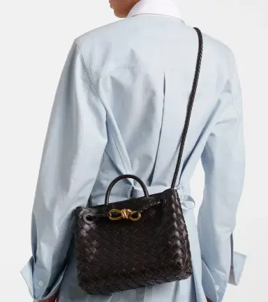 Bottega Veneta Andiamo Small leather top-handle bag | Thumbnail 2