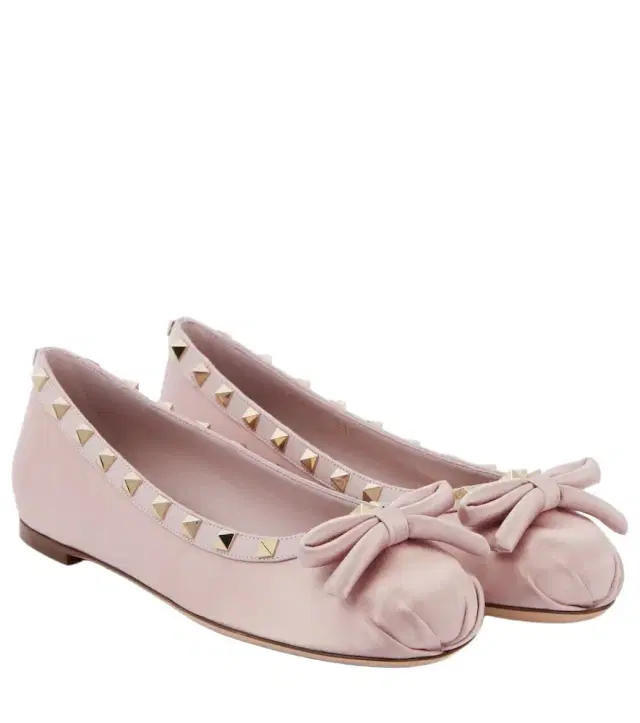 Valentino Garavani Rockstud leather-trimmed satin ballet flats