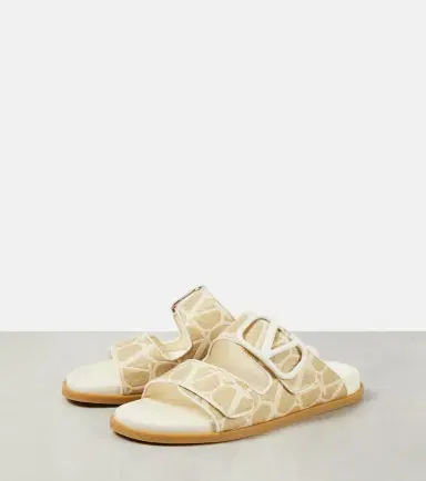 Valentino Garavani VLogo Signature raffia slides | Thumbnail 3