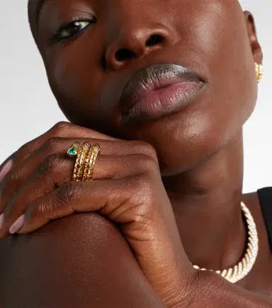 Marina B Trisola 18kt gold ring with emeralds | Thumbnail 5