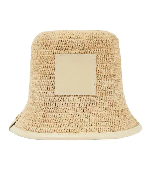 Jacquemus Le Bob Soli logo raffia bucket hat