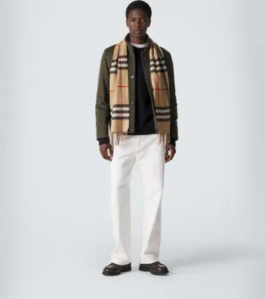 Burberry Cashmere scarf | Thumbnail 3
