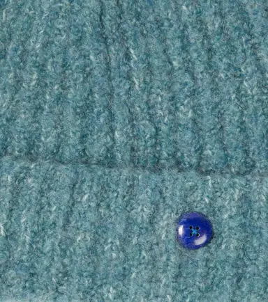 God’s True Cashmere Cashmere bouclé beanie | Thumbnail 2 God’s True Cashmere Cashmere bouclé beanie | Thumbnail 2
