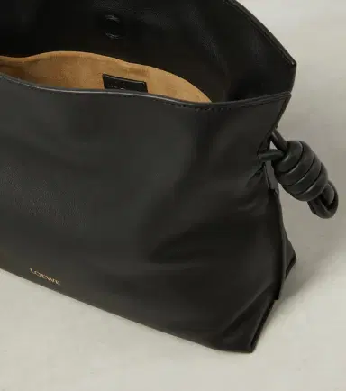 Loewe Flamenco leather clutch | Thumbnail 4