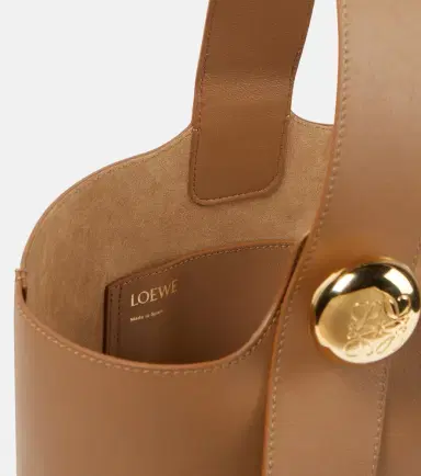 Loewe Pebble Medium leather bucket bag | Thumbnail 5 Loewe Pebble Medium leather bucket bag | Thumbnail 5