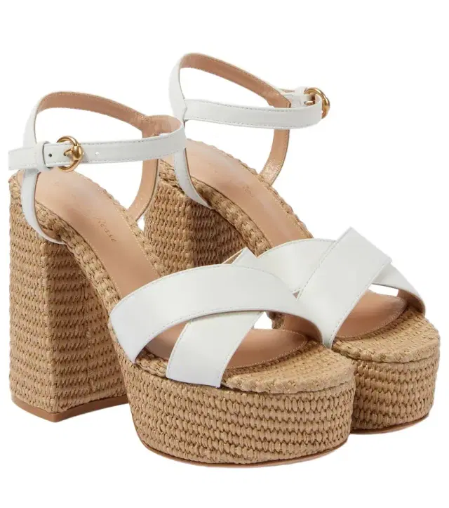 Gianvito Rossi Leather platform sandals