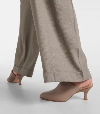 Tod's Leather mules | Thumbnail 5 Tod's Leather mules | Thumbnail 5