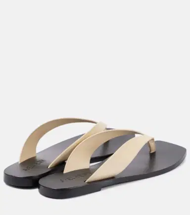 A Emery A. Emery Kinto leather thong sandals | Thumbnail 4