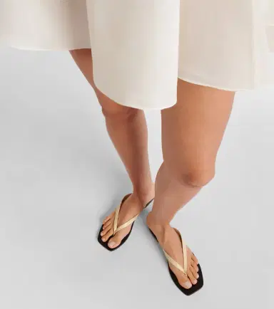 A Emery A. Emery Kinto leather thong sandals | Thumbnail 5